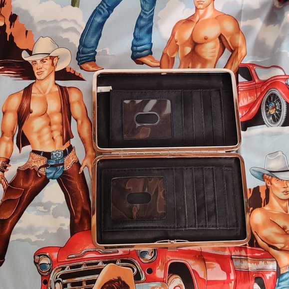 Wallet - Picture 7 of 7